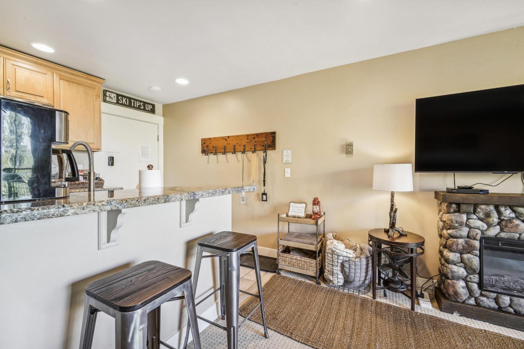 Truckee Studio With Balcony And On-Site Skiing! Eksteriør billede